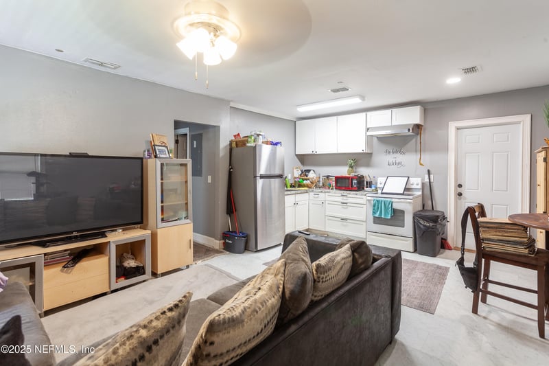 936 Saranac St, Jacksonville, FL 32254