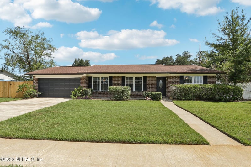 1732 Papaya Dr, Orange Park, FL 32073