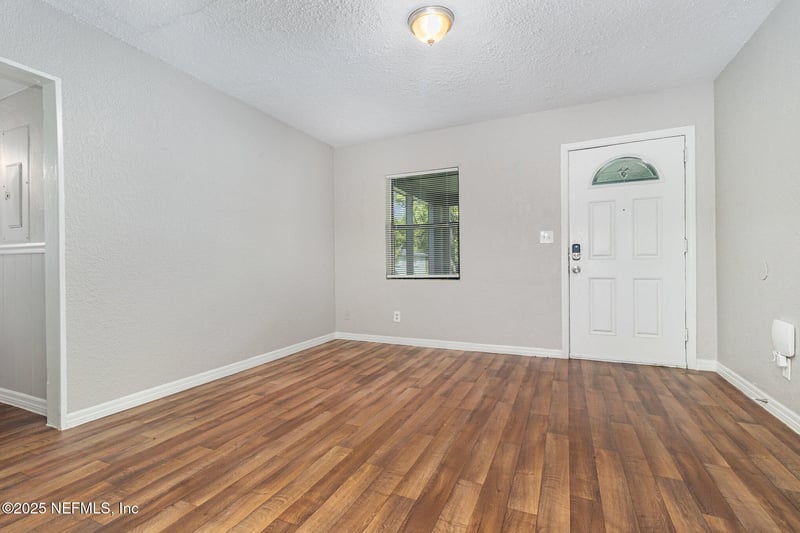 1233 Denaud St, Jacksonville, FL 32205