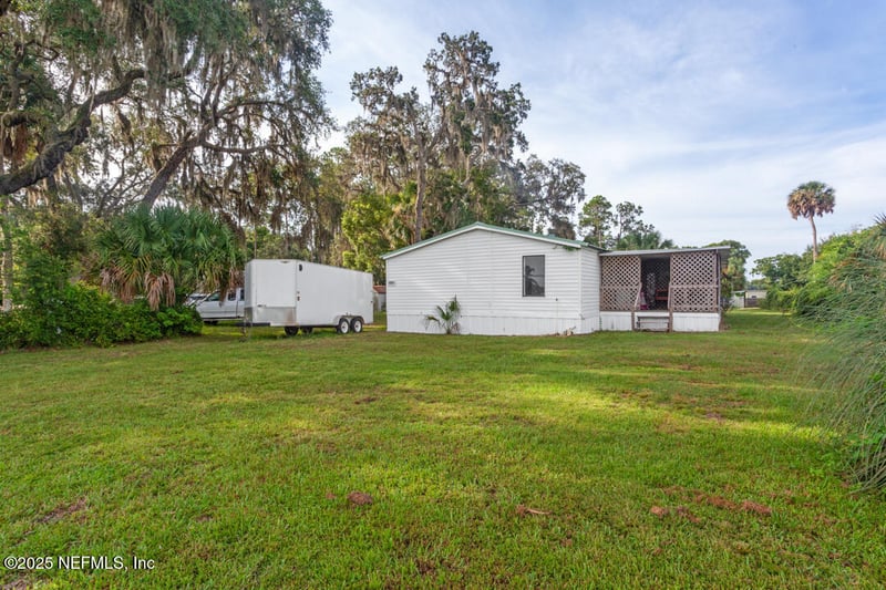 1081 Old Gainesville Hw, Interlachen, FL 32148