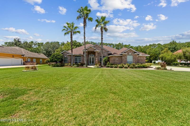 12610 Angel Lake Dr, Jacksonville, FL 32218