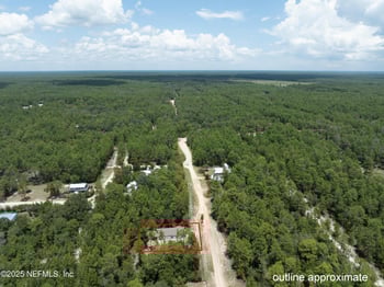 121 Kenny Ln, Florahome, FL 32140