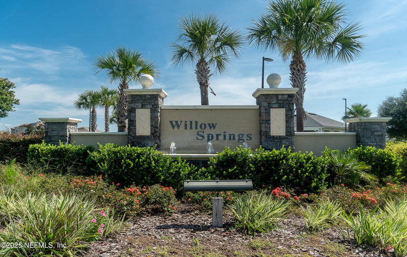 2035 Denton Tc, Green Cove Springs, FL 32043