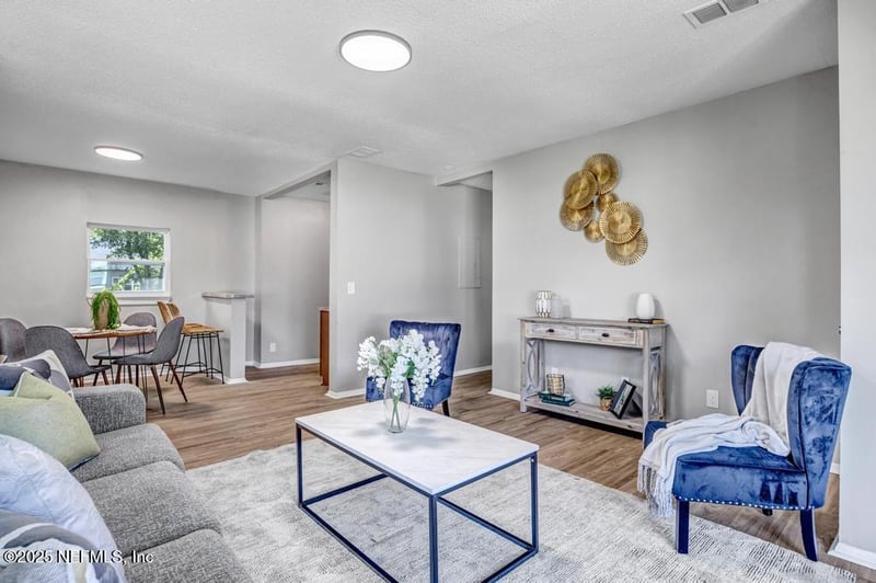 8141 Paul Jones Dr, Jacksonville, FL 32208