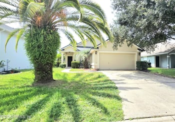 1072 Moosehead Dr, Orange Park, FL 32065