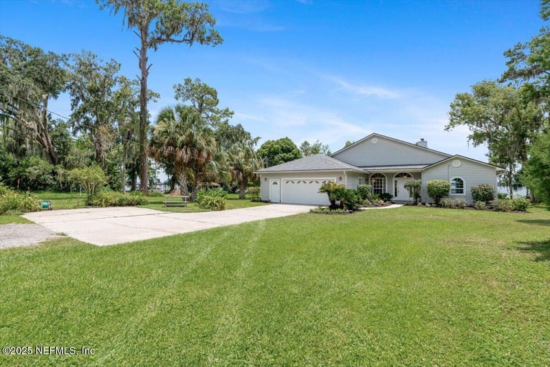 3235 Doctors Lake Dr, Orange Park, FL 32073