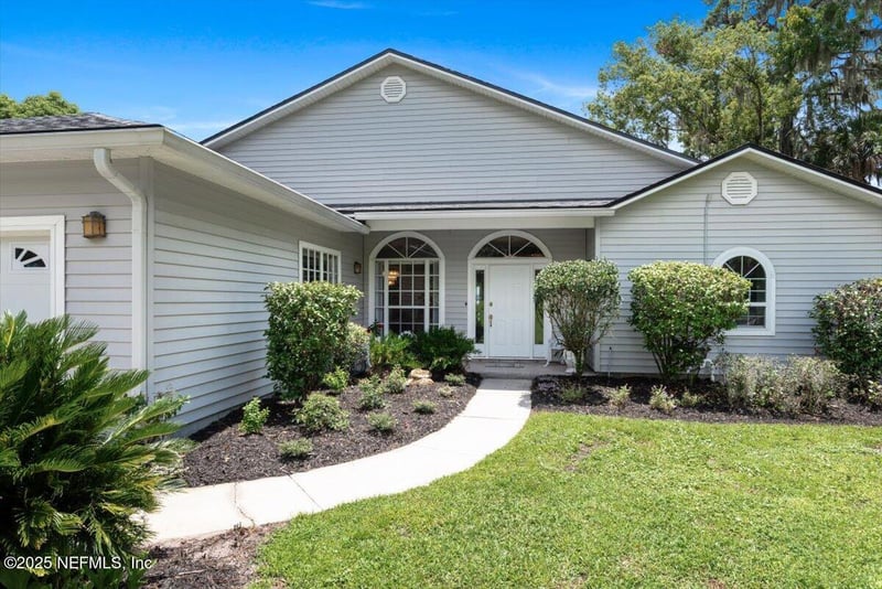 3235 Doctors Lake Dr, Orange Park, FL 32073