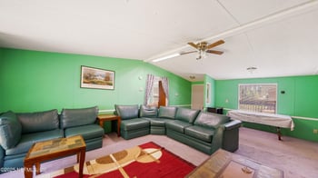 10254 Roadway Dr, Jacksonville, FL 32225