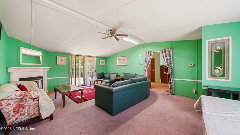 10254 Roadway Dr, Jacksonville, FL 32225