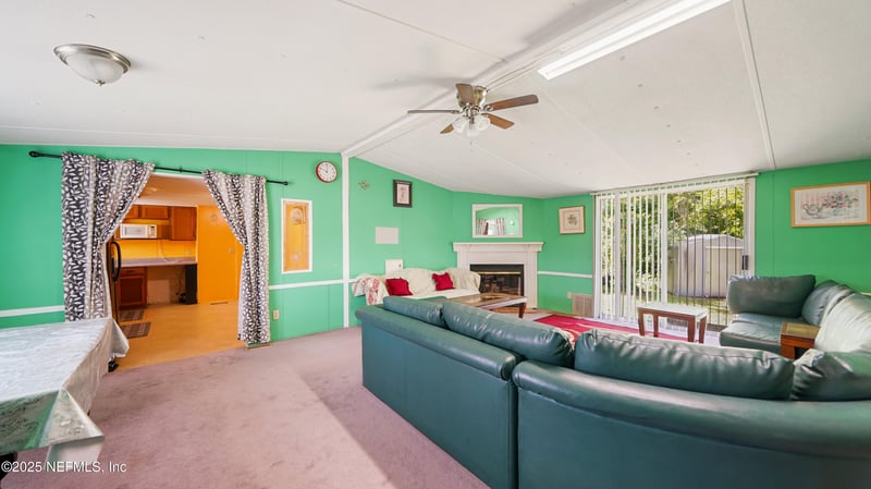 10254 Roadway Dr, Jacksonville, FL 32225