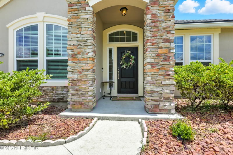14439 Garden Gate Dr, Jacksonville, FL 32258