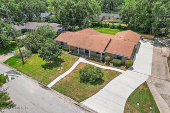 6870 La Loma Dr, Jacksonville, FL 32217