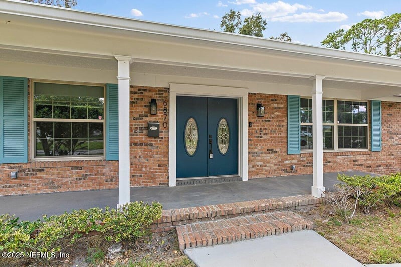6870 La Loma Dr, Jacksonville, FL 32217