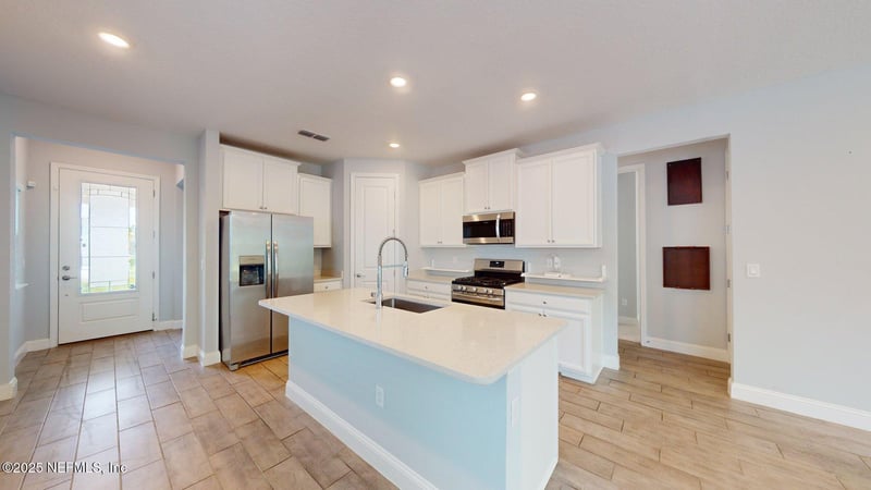 177 Killarney Ave, St Johns, FL 32259