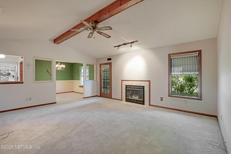 10832 Percheron Dr, Jacksonville, FL 32257