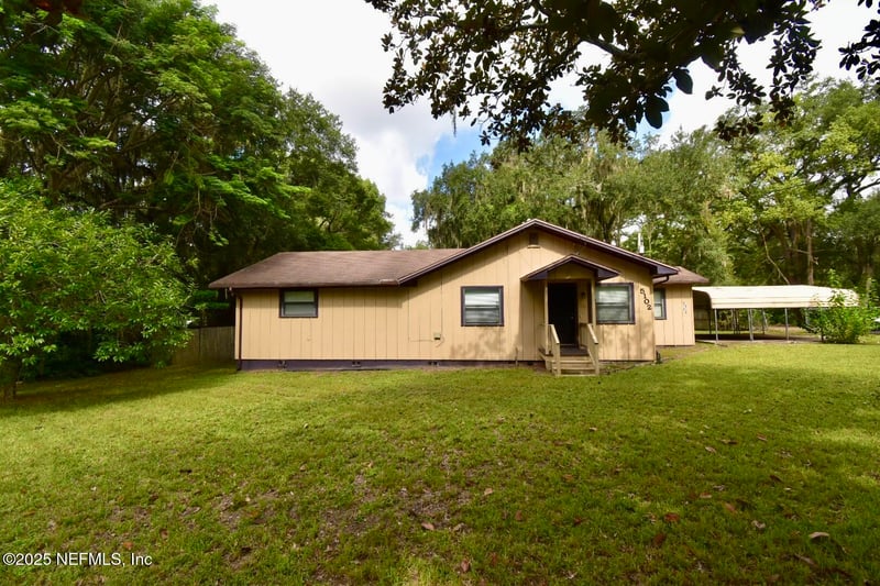 5102 Lambing Rd, Jacksonville, FL 32210