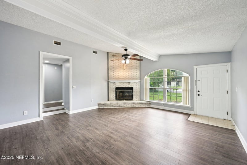 2006 Orlean Dr, Jacksonville, FL 32210