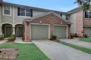 7463 Red Crane Ln, Jacksonville, FL 32256