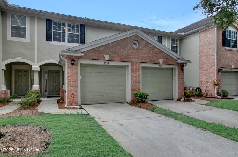 7463 Red Crane Ln, Jacksonville, FL 32256