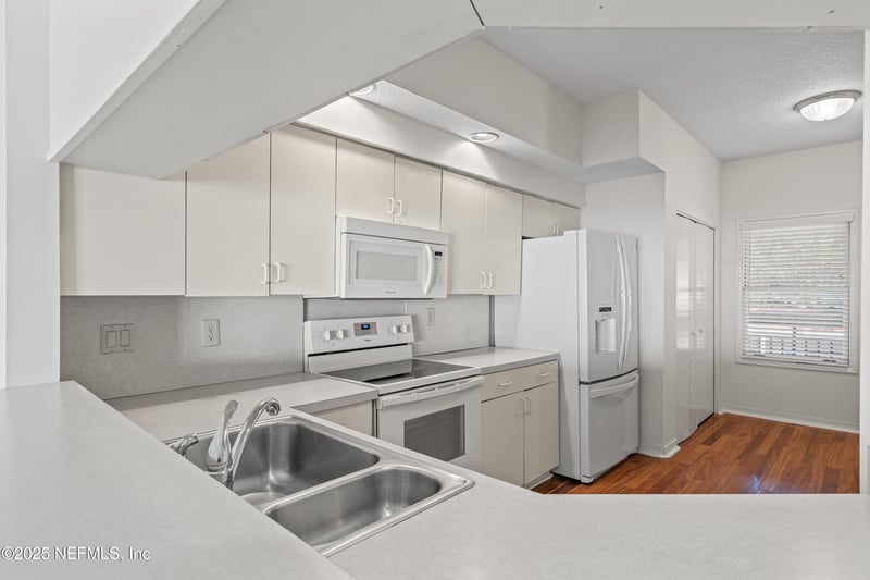 2099 Winterbourne #302, Orange Park, FL 32073