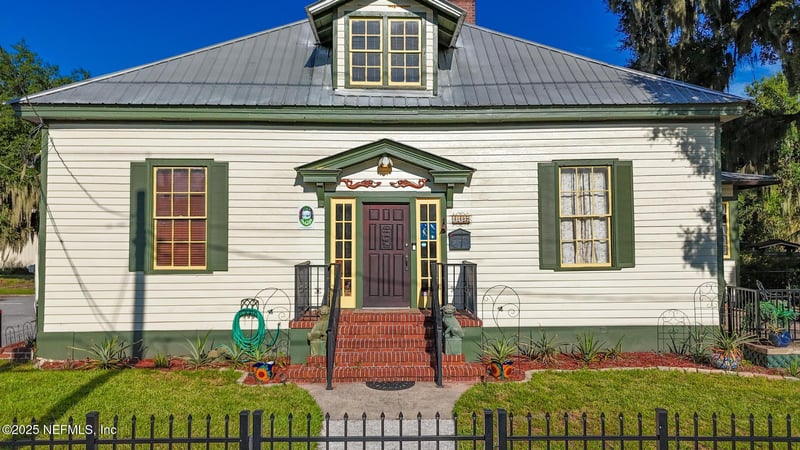 117 3rd St, Palatka, FL 32177