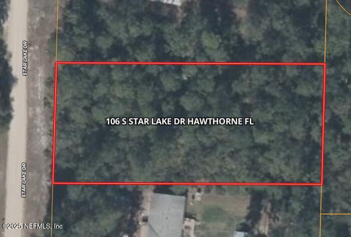 106 Star Lake Dr, Hawthorne, FL 32640