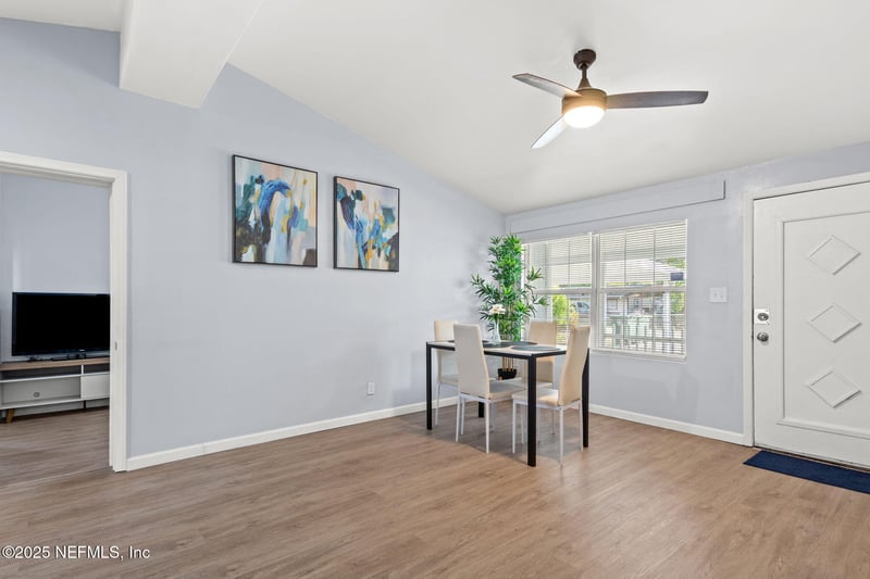 11967 Dowling Ln, Jacksonville, FL 32246