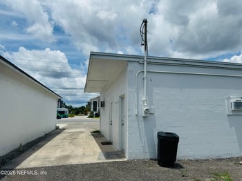 2565 Philips Hw, Jacksonville, FL 32207