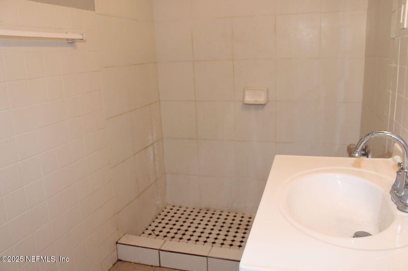 7909 Wainwright Dr, Jacksonville, FL 32208