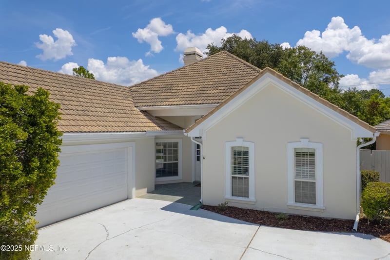 8447 Mizner Cir, Jacksonville, FL 32217