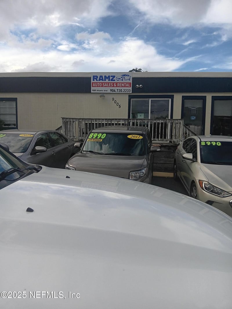 9005 Atlantic Blvd, Jacksonville, FL 32211