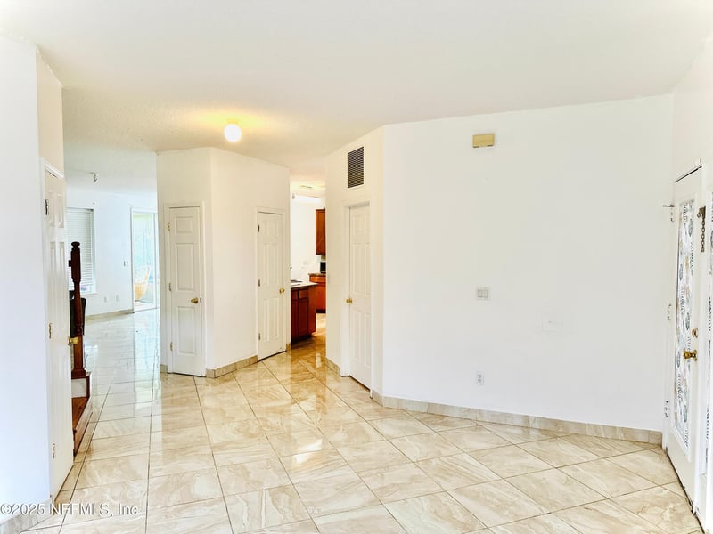 351 Summit Dr, Orange Park, FL 32073