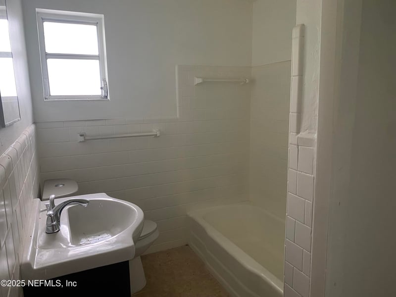 921 Canal St, Jacksonville, FL 32209