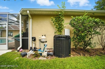 24 Lakeside Pl, Palm Coast, FL 32137