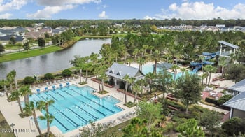 375 Oakmoss Dr, St Johns, FL 32259