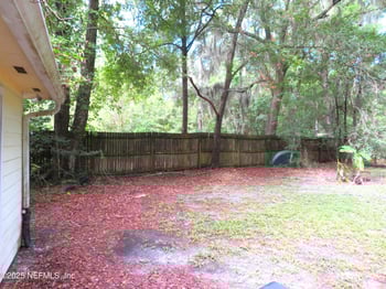 8979 Rose Hill Dr, Jacksonville, FL 32221