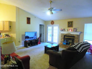 8979 Rose Hill Dr, Jacksonville, FL 32221