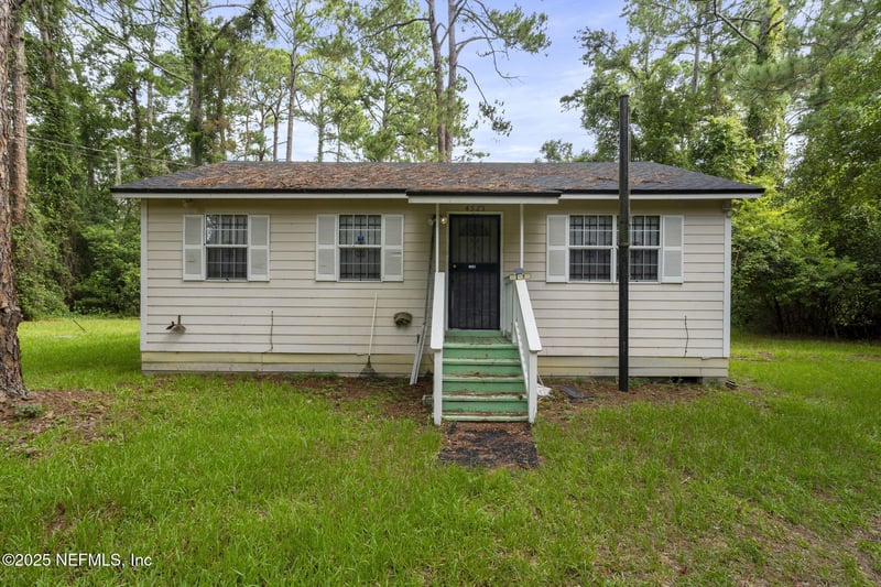 4525 Kenndle Cir, Jacksonville, FL 32208
