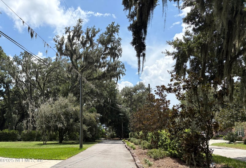 2222 Sedgwick Pl, Jacksonville, FL 32217