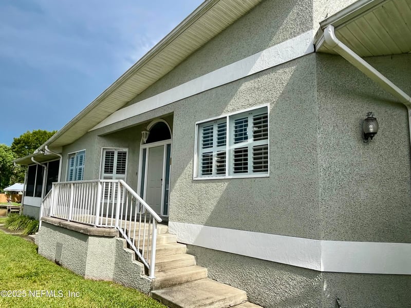 192 Sportsman Dr, Welaka, FL 32193