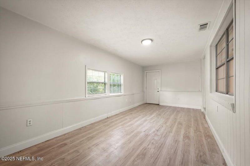 7903 New Kings Rd, Jacksonville, FL 32219