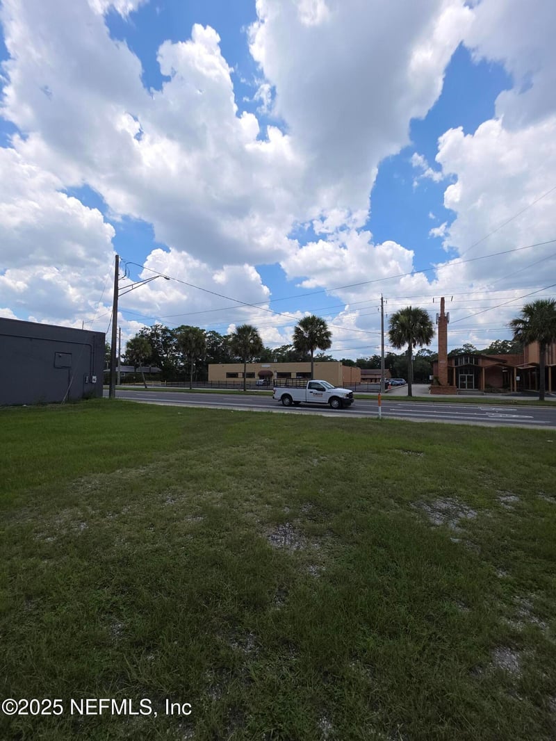 4923 Main St, Jacksonville, FL 32206