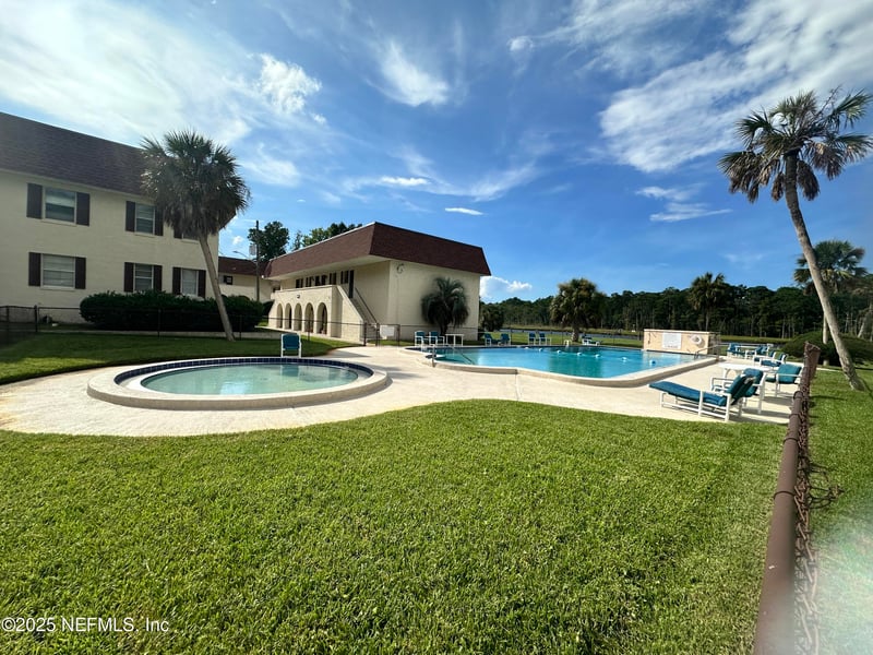 1644 El Camino Rd #5, Jacksonville, FL 32216
