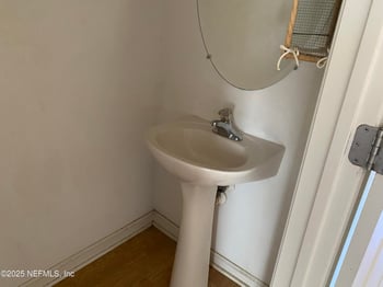 1488 Fieldview Dr, Jacksonville, FL 32225