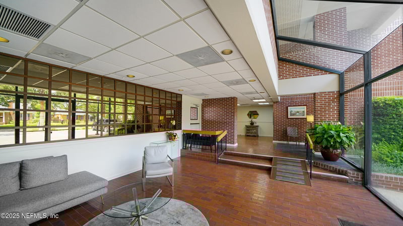 1592 Le Baron Ave, Jacksonville, FL 32207