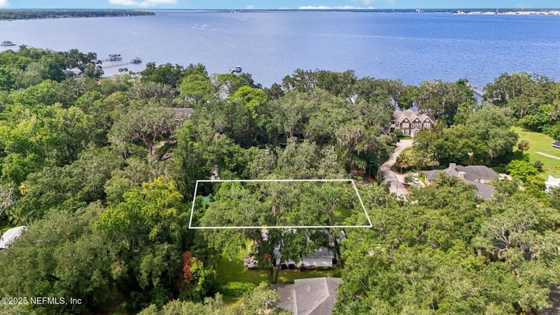 2222 Sedgwick Pl, Jacksonville, FL 32217