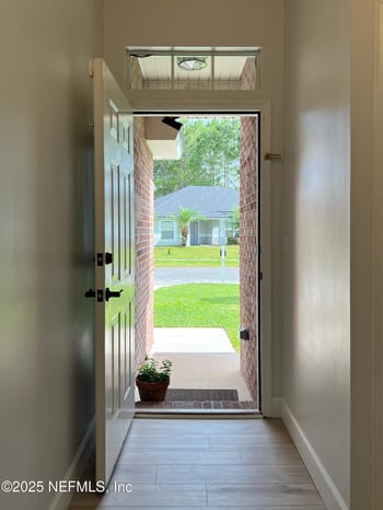 6759 Salt Pond Dr, Jacksonville, FL 32219