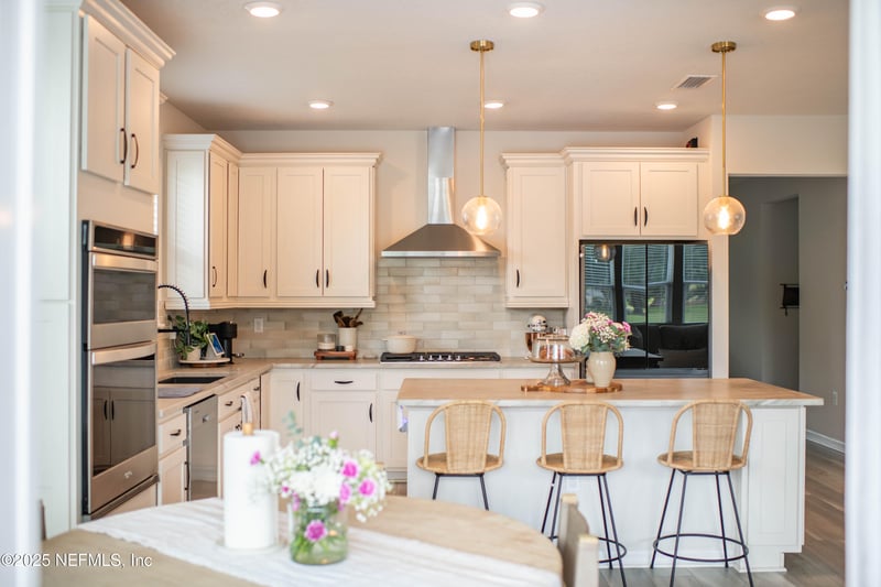 167 Red Barn Rd, St Augustine, FL 32092