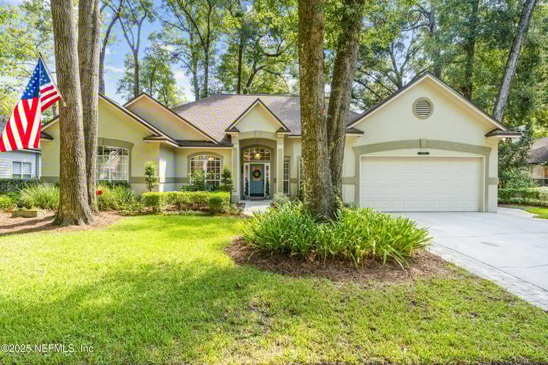 11889 Clearwater Oaks Dr, Jacksonville, FL 32223