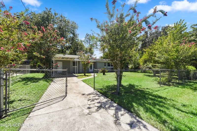 9028 Castle Blvd, Jacksonville, FL 32208